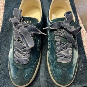 Gucci Teal velvet women’s sneakers
